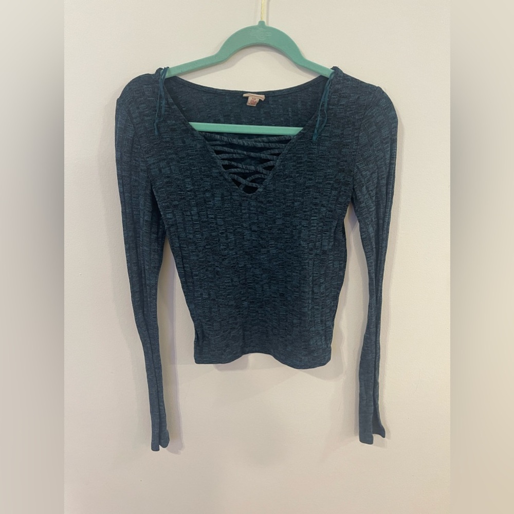 Long sleeve blue shirt